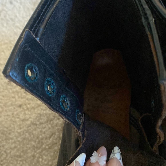 Dr. martens lace up boots - Picture 4 of 4